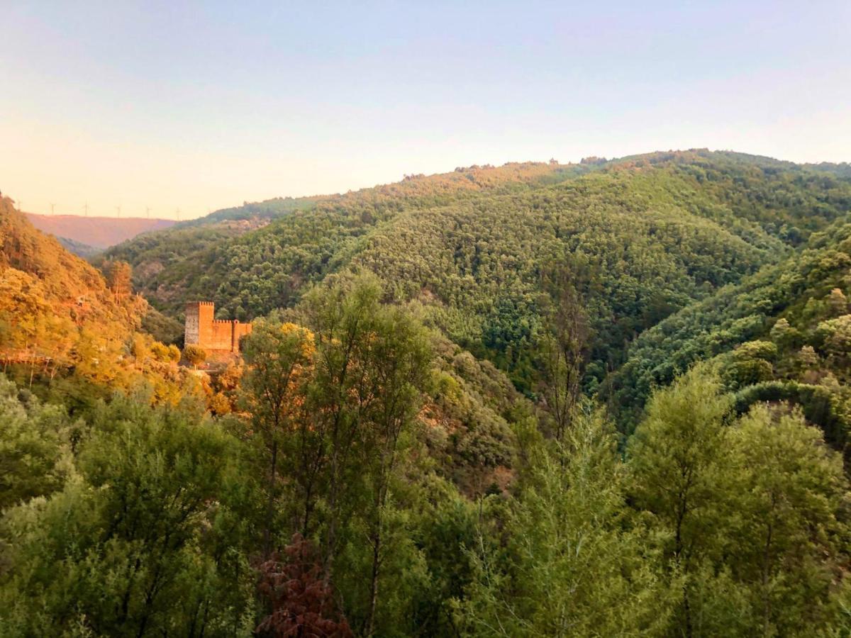 Chez Louise: Onde A Serra Beija O Ceu Лозан Екстер'єр фото